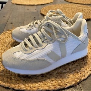 Veja Rio Branco sneakers (like new!)